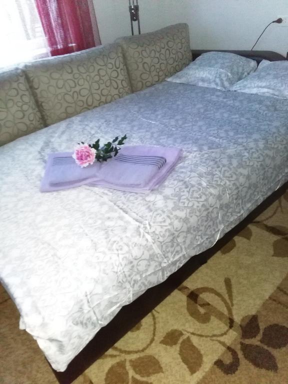Gratarre Apartment Курессааре Экстерьер фото