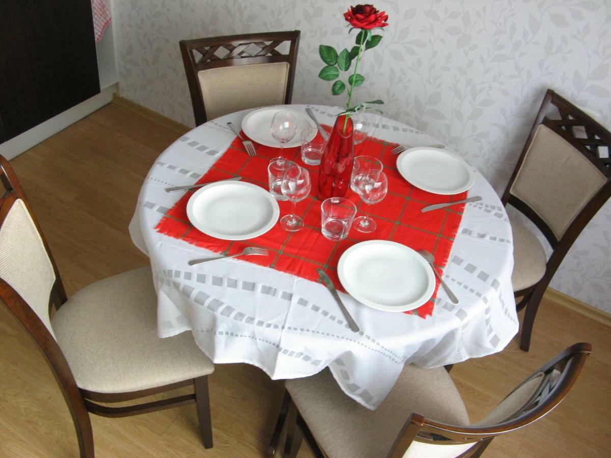 Gratarre Apartment Курессааре Экстерьер фото
