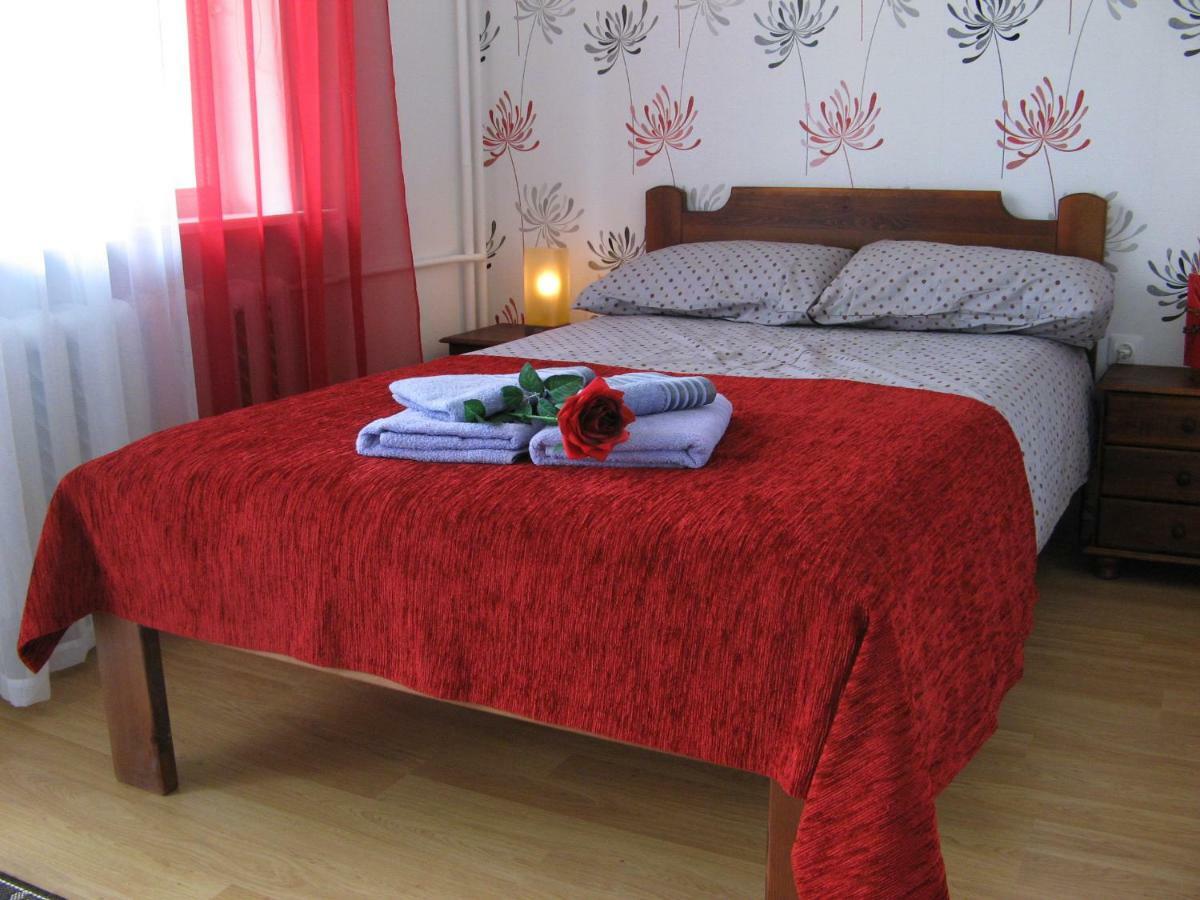 Gratarre Apartment Курессааре Экстерьер фото